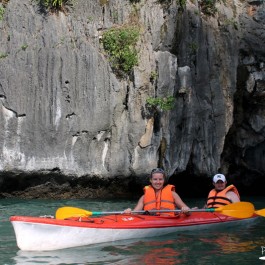 Halong bay kayaking