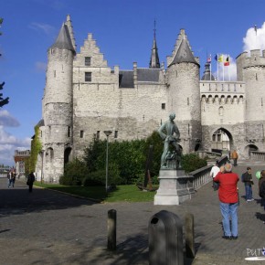 Het Steen (The stone)