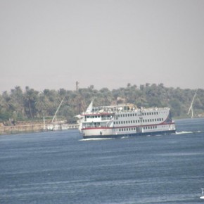 Crusing on the river Nile - Luxor - Esna