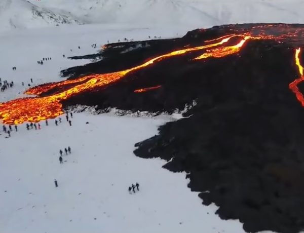 Najdulja erupcija vulkana na Islandu u više od pola stoljeća: Turista nikad više